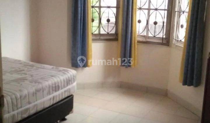 Rumah Bagus Semi Furnished di Kota Wisata, Jakarta Timur 2