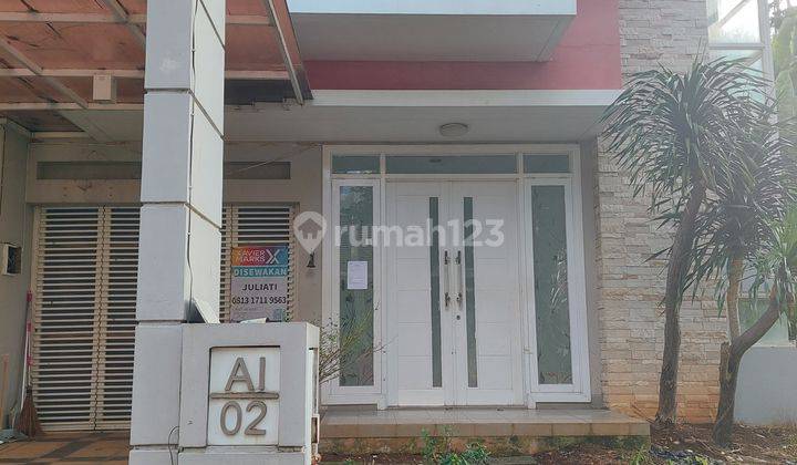 Rumah hook disewakan di sumarecon bekasi 1