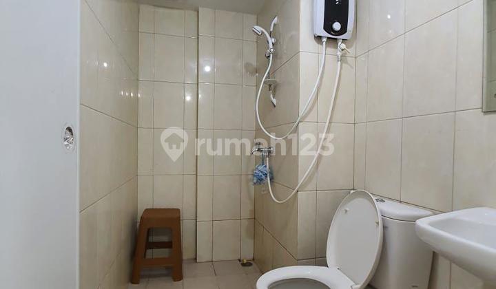For Rent: Azolla Tower 2 BR Fully Furnished Apartment, Spring Lake Summarecon Bekasi 2