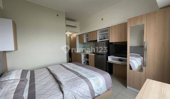 Dijual Apartemen Furnished  Springlake Fresia sumarecon bekasi 1