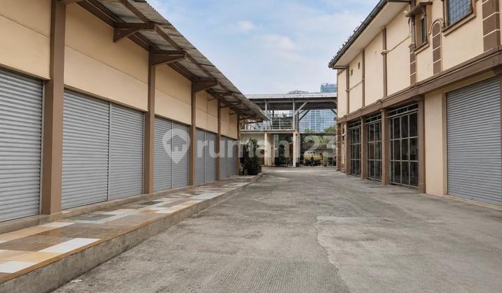 For Sale: Land and Building Ready to Use in Jatimulya, Bekasi For Sale: Land and Building Ready to Use in Jatimulya, Bekasi