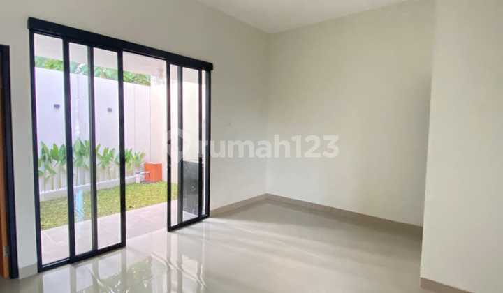 Rumah Cantik Siap Huni di Jl.godean KM 10,Dekat Pasar Godean