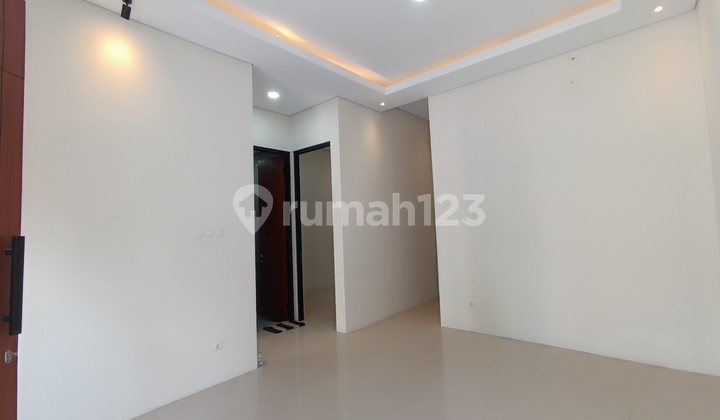 Rumah Siap Huni Desain Limasan Modern Hanya 100 Meter Dari Jl.utama Kaliurang,Dekat Kampus Uii