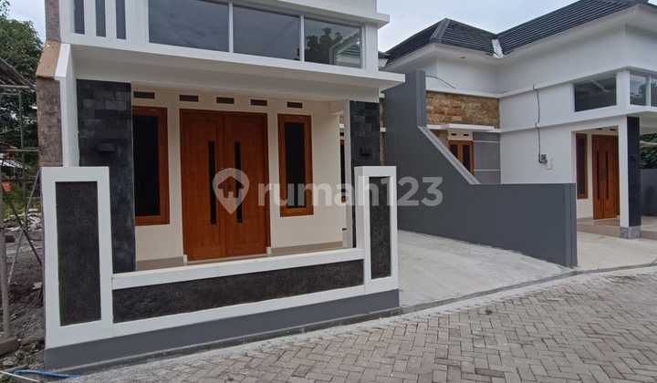 Ready-to-occupy house on Jl. Magelang, near Sleman Market 2