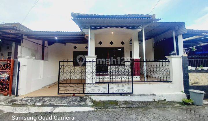 Rumah dikontrakan di belakang hotel hayyt 1