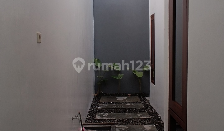 Rumah Baru Siap Huni 1 Lantai Di Cebongan Barat Pasar 25