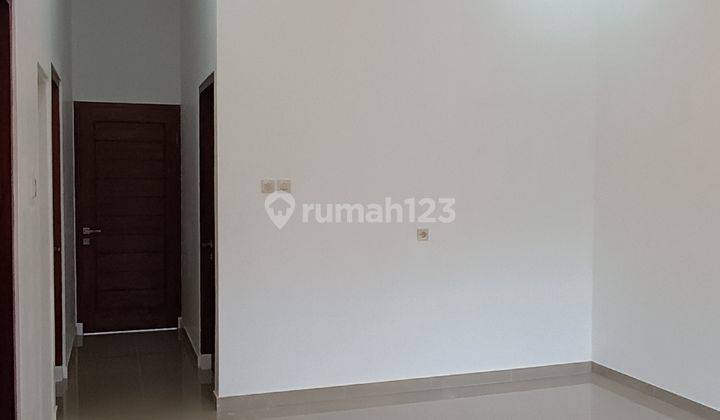 Rumah Baru Siap Huni 1 Lantai Di Cebongan Barat Pasar 28