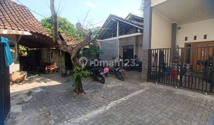 Rumah Second Di Jl. Magelang Dekat Jcm 2