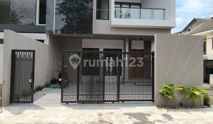 New 2-Story House Modern Contemporary Design on Jl. Kaliurang km 13, Near UII Campus New 2-Story House Modern Contemporary Design on Jl. Kaliurang km 13, Near UII Campus