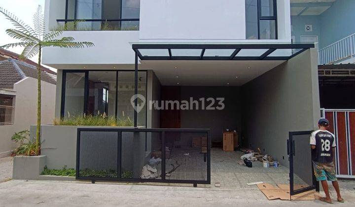 Rumah Siap Huni 2 Lantai Di Ngaglik, Jl. Kaliurang, Dekat Kampus Uii 1