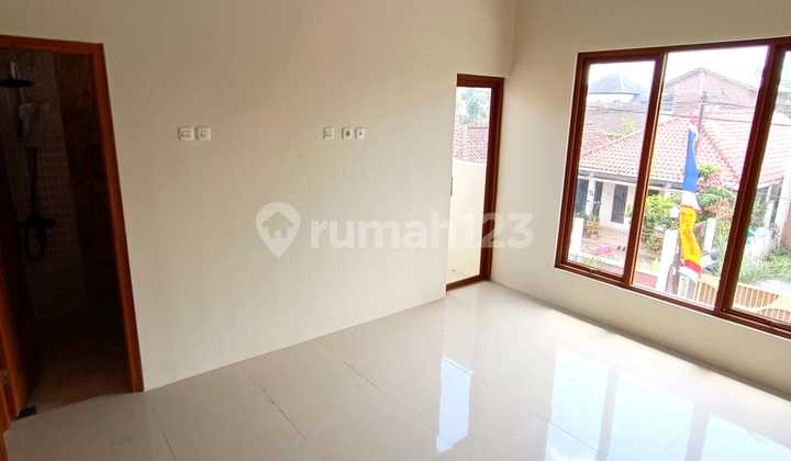 Rumah Siap Huni 2 Lantai di Jl. Kaliurang km 8,5,Dekat Kampus UGM 2