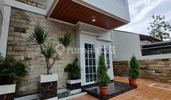 Rumah Siap Huni Desain Modern 2 Lantai di Jl. Gito Gati Jl.palagan Km 10,Dekat Sch
