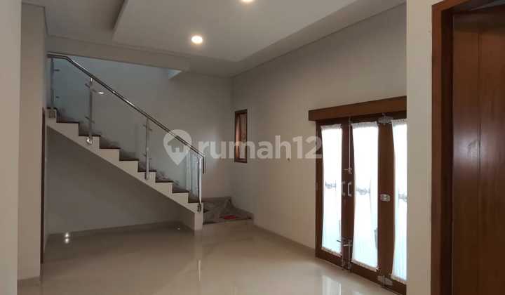 Rumah Cantik Dalam Perumahan di Ngaglik Jakal KM 10,Dekat Pasar Gentan 2