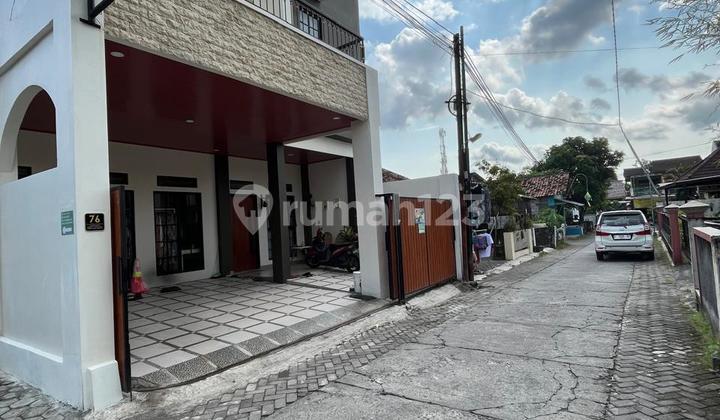 Kost Exclusive Putra 3 + Ruma Induk 3 Lantai Dipalagan Ngaglik,Dekat Kampus Ugm dan Monjali