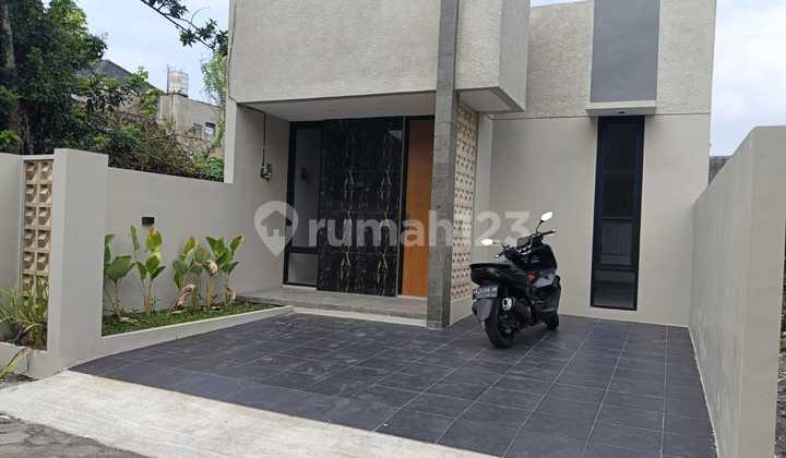 Rumah minimalis di Wedomartani Sleman,Dekat Waterboom JOGJA BAY Rumah minimalis di Wedomartani Sleman,Dekat Waterboom JOGJA BAY