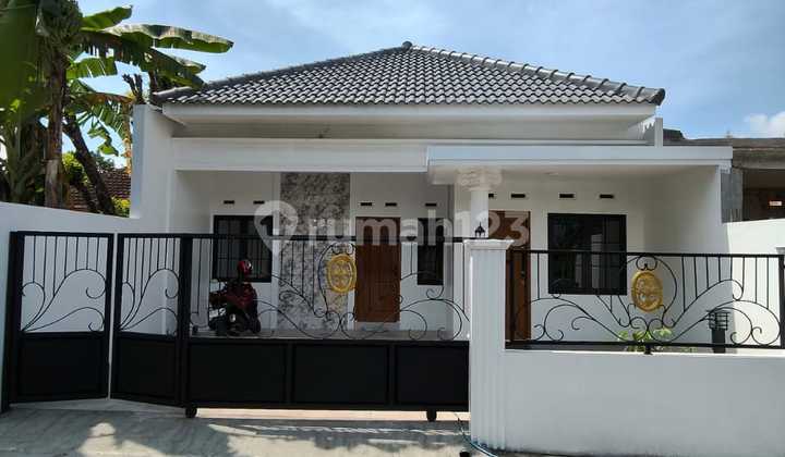 Rumah Siap Huni Limasan Modern Di Seyegan,Dekat ******** TAUROT Seyegan Sleman