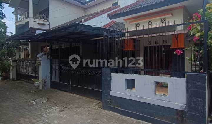 Rumah siap huni di Jl. Kaliurang KM 6,Dekat Kampus UGM 1