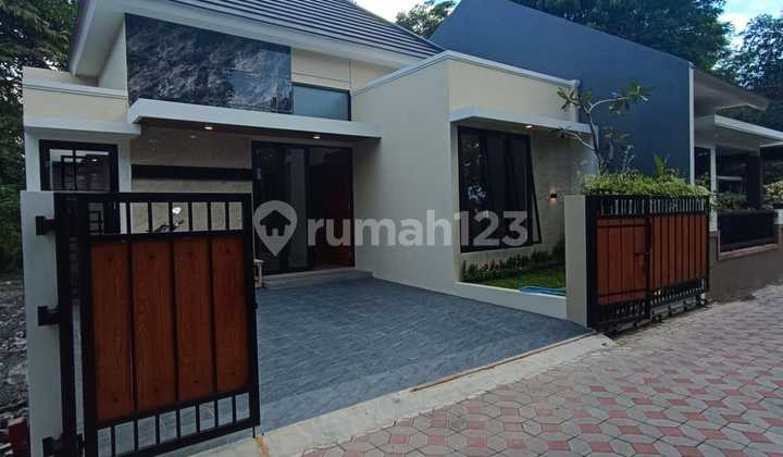 Rumah Baru di Jl. Gito Hati  Dekat SCH JL. Magelang