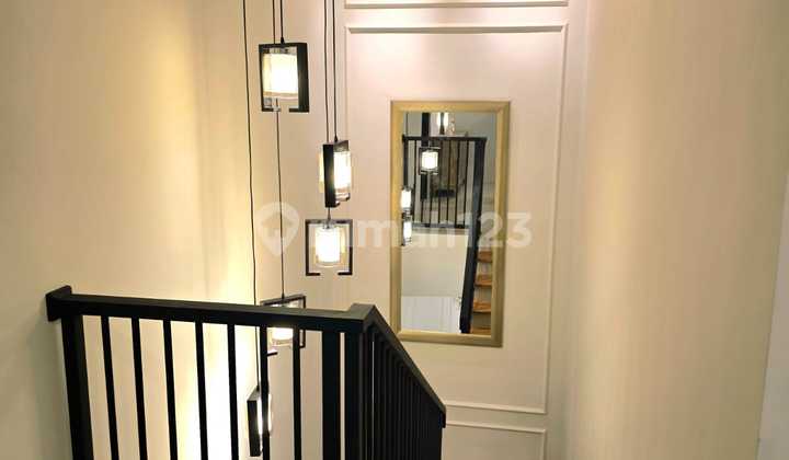 Ready-to-occupy Contemporary Modern Design House in Maguwoharjo, Near WATERBOOM JOGJA BAY 2