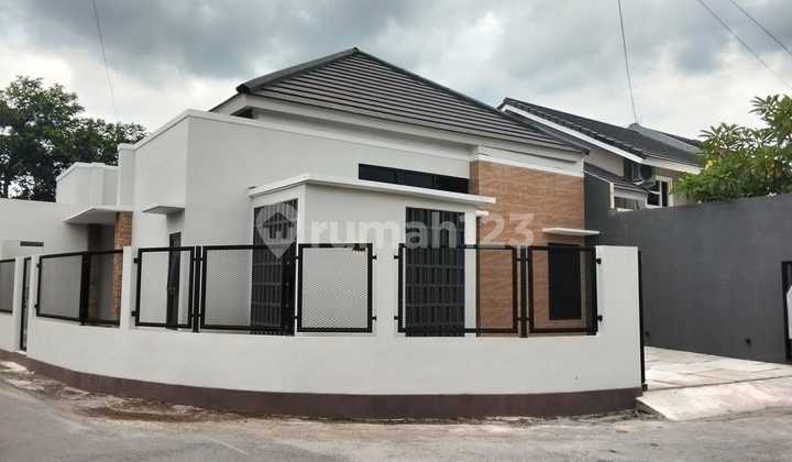 Rumah Siap Huni Desain Limasan Modern di Jl.godean,Dekat Kampus Unisa