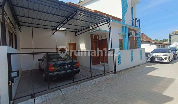 Rumah Siap Huni Full Furnished di Jl. Palagan Km7,Dekat Hotel Hyatt