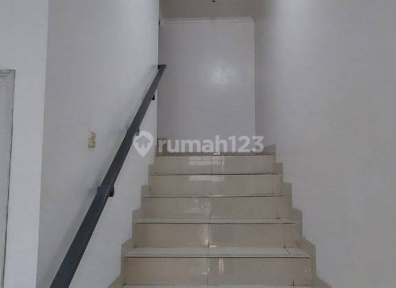 Ruko di Kramat Jaya Siap Pakai Hadap Jalan Utama Luas 6x17 102m2 Semper Jakarta Utara 7