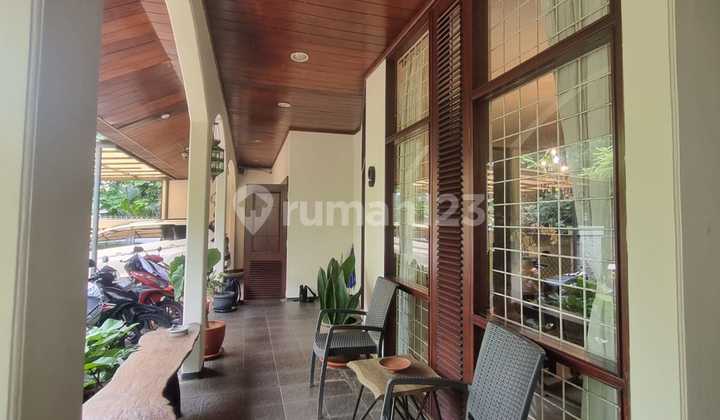 Rumah Butuh Sedikit Renovasi Aman Nyaman Asri