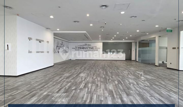 Office Space at Apl Tower - Central Park - Unfurnished - Low Floor