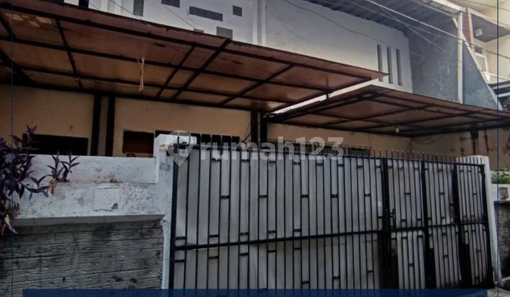 Cheap Rent !! 4-Bedroom House in Tanjung Duren - 9 Meters Wide Cheap Rent !! 4-Bedroom House in Tanjung Duren - 9 Meters Wide