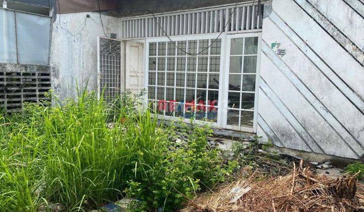 Dijual Cepat Deangan Harga Miring Rumah Lama Hitung Tanah Di Puri 1