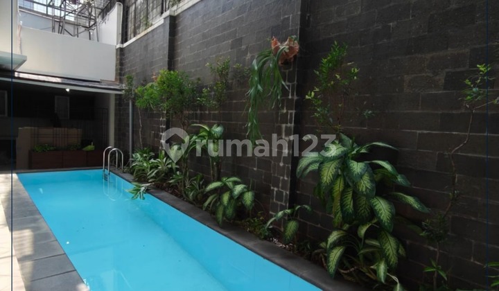 Cheap! 4-Bedroom House with Swimming Pool. Minimum 1-Year Lease. 2