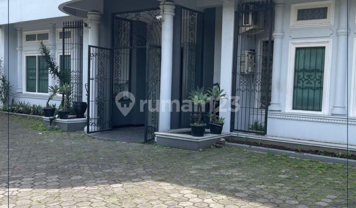 Cheap Commercial/Office Building, Spacious Parking in Pasirkoja - Bandung