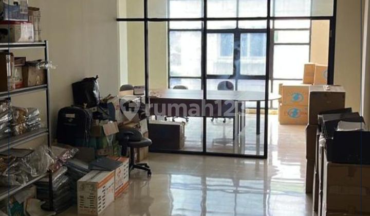 Dijual Cepat Ruko 3 Lantai Lokasi Strategis Di Petojo - Lebar 5,5 Meter 2