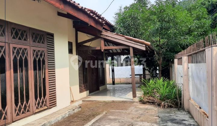 Murah ! Rumah Hoek Lebar 18 Meter Hadap Utara Di Tanjung Duren, Cocok Untuk Kost Dan Hunian  2