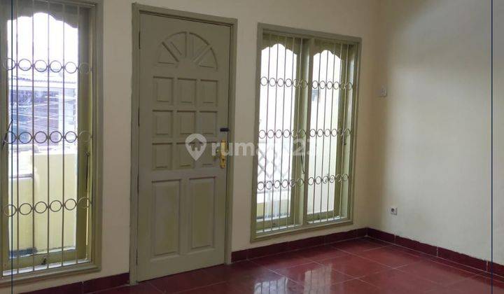 Dijual/Disewa Rumah 3 Kamar Di Tomang Lebar Jalan 2 Mobil 2