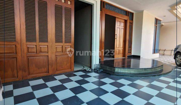 Dijual Cepat
rumah Green Garden Lebar Jalan 2 Mobil Sangat Murah !! 2