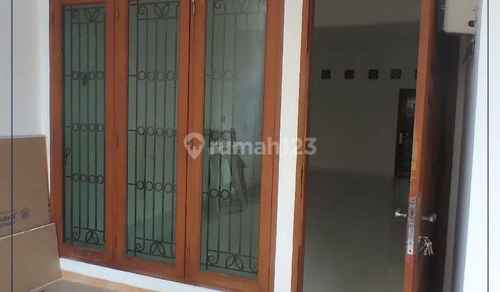 Dijual/Disewa
rukan Bisa Buat Rumah Tinggal Strategis Dekat Jalan Utama Cideng 2