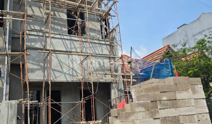 Dijual Rumah Baru 4 Kamar, Lebar 6 Meter - Citra 2 Extension, Jakarta Barat