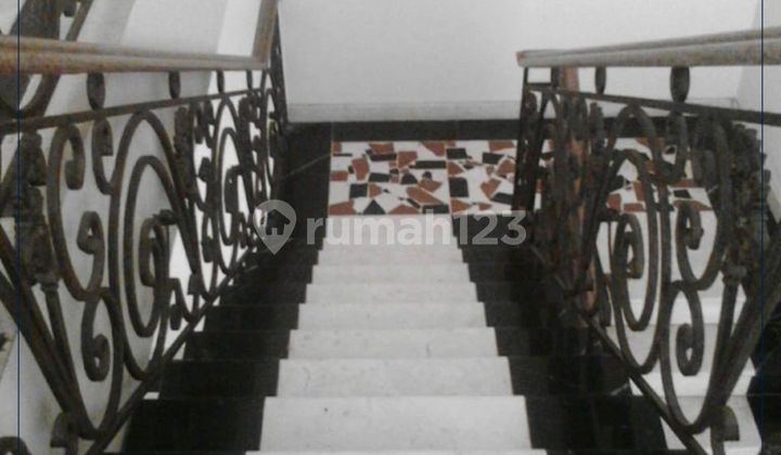 Rumah Mewah Ada Kolam Renang Dijual Murah Di Kemang 2