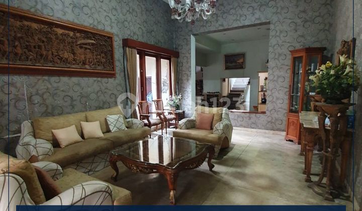 Luxury House With Over 1000 Square Meter Swimming Pool In Panglima Polim, South Jakarta Luxury House With Over 1000 Square Meter Swimming Pool In Panglima Polim, South Jakarta