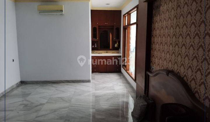 Dijual Cepat !! Rumah Hadap Timur Di Taman Aries - Jakarta Barat 2