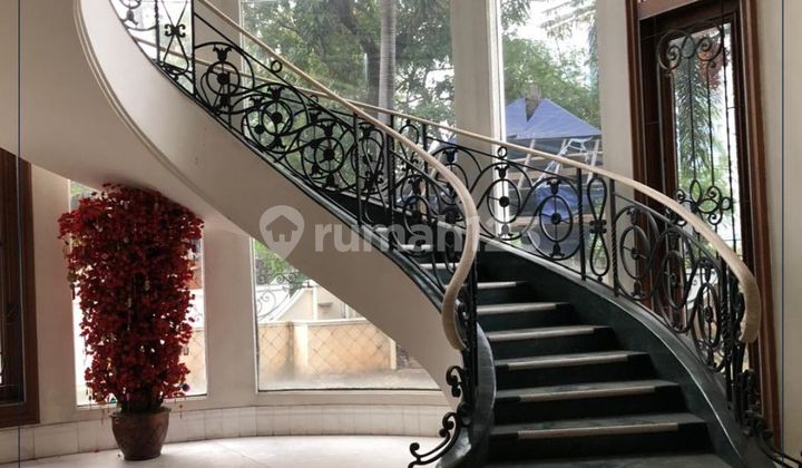 Jual Murah !! Rumah Mewah Posisi Hook Di Pik - Shm 2