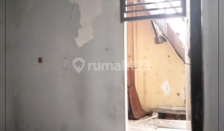 Rumah Tua / Hitung Tanah Lebar 6 Meter Di Tanjung Duren 2