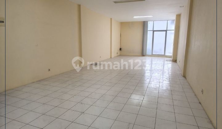 Ruko Gandeng Dalam Komplek Ruko Di Jembatan Besi - Jakarta Barat - Ada Basement 2