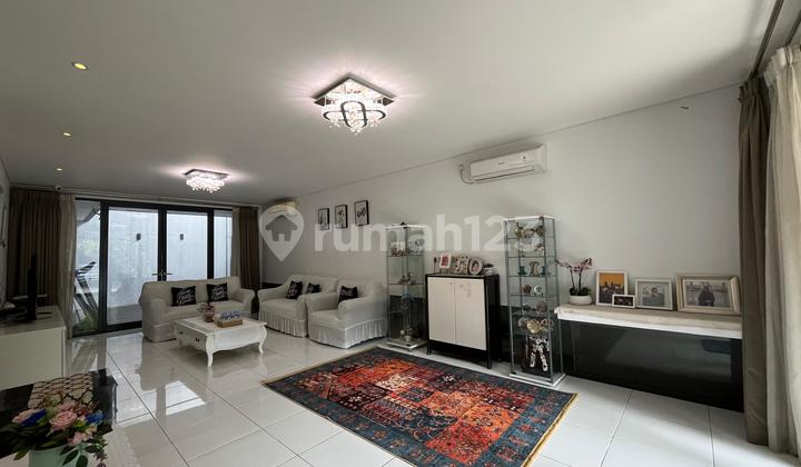 Townhouse Veteran Jakarta Selatan. Dekat Toll Veteran Bintaro 2