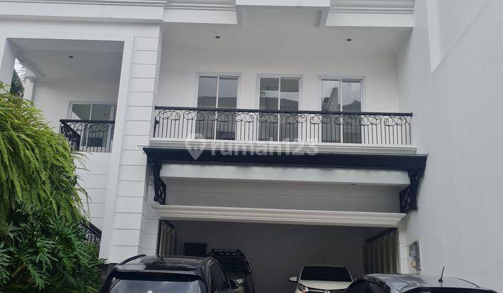 TOWN HOUSE EXCLUSIVE  MANSION 8  LEBAK BULUS 13