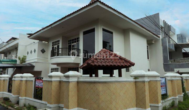 Rumah Siap Huni ,SHM di Duta Mas, Jakarta Barat 1