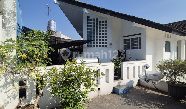 Cool House in Bona Indah Garden, South Jakarta 2