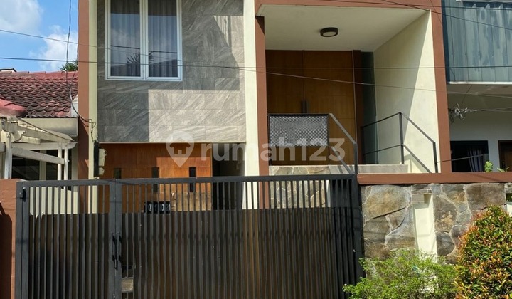 Dijual Rumah Pondok Indah 3.5 Lantai