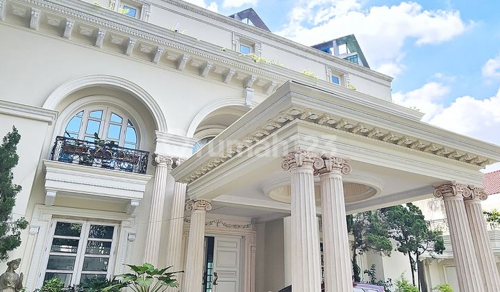 For Sale Private Area House, peaceful and comfortable environment, easy and strategic access, ready and classy building, rooftop view of Pondok Indah Golf. 2